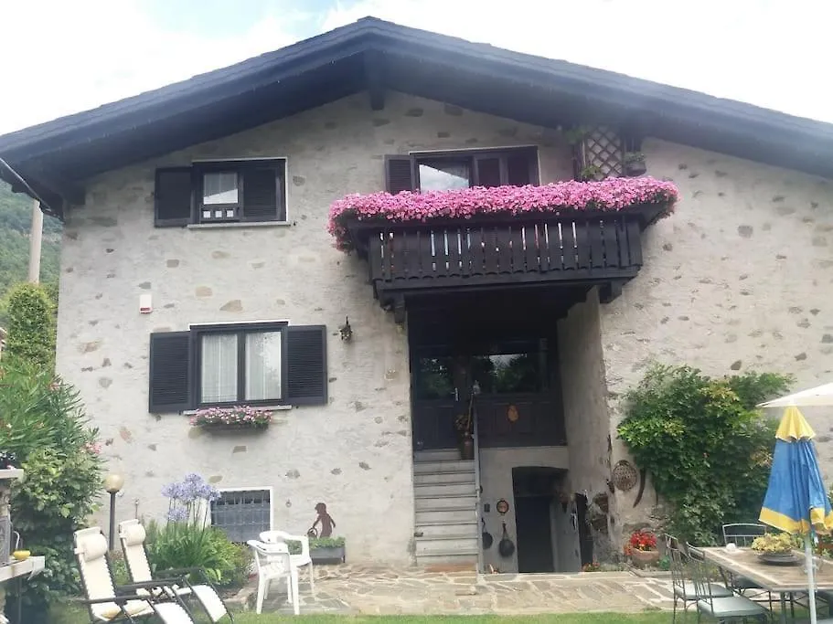Holiday home Casa Colori Villa Poggiridenti