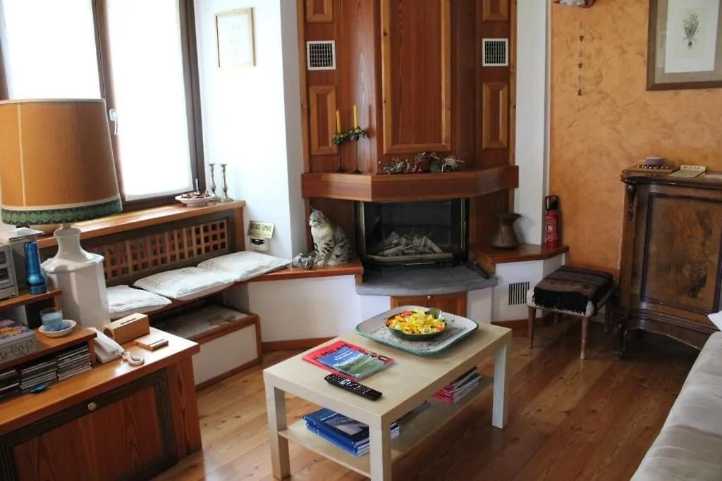 Casa Colori Villa Poggiridenti Italy
